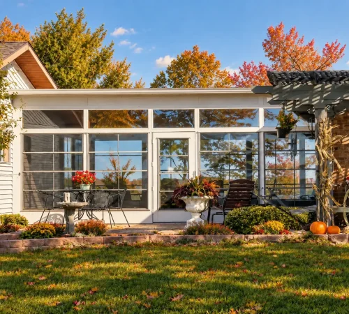 Enjoy clear views of New Brunswick’s colorful fall foliage through WeatherMaster vertical windows.